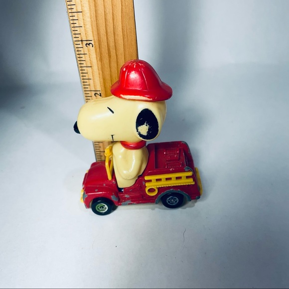 Snoopy firetruck metal truck vintage toy 1966 - Picture 4 of 7